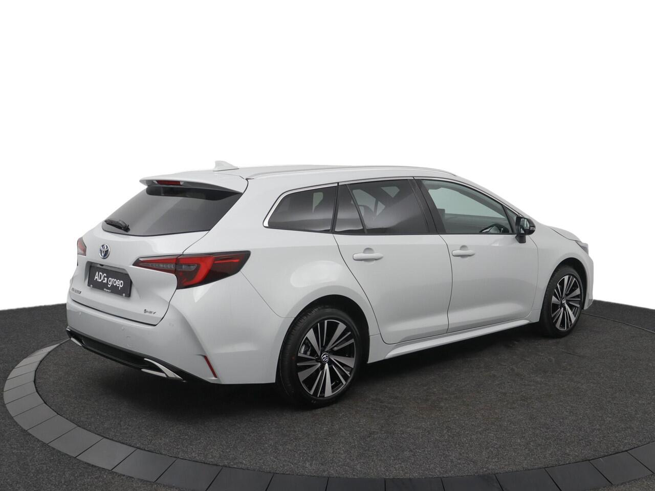 Toyota COROLLA Hybrid 140 Dynamic | Nieuw uit voorraad leverbaar! |
