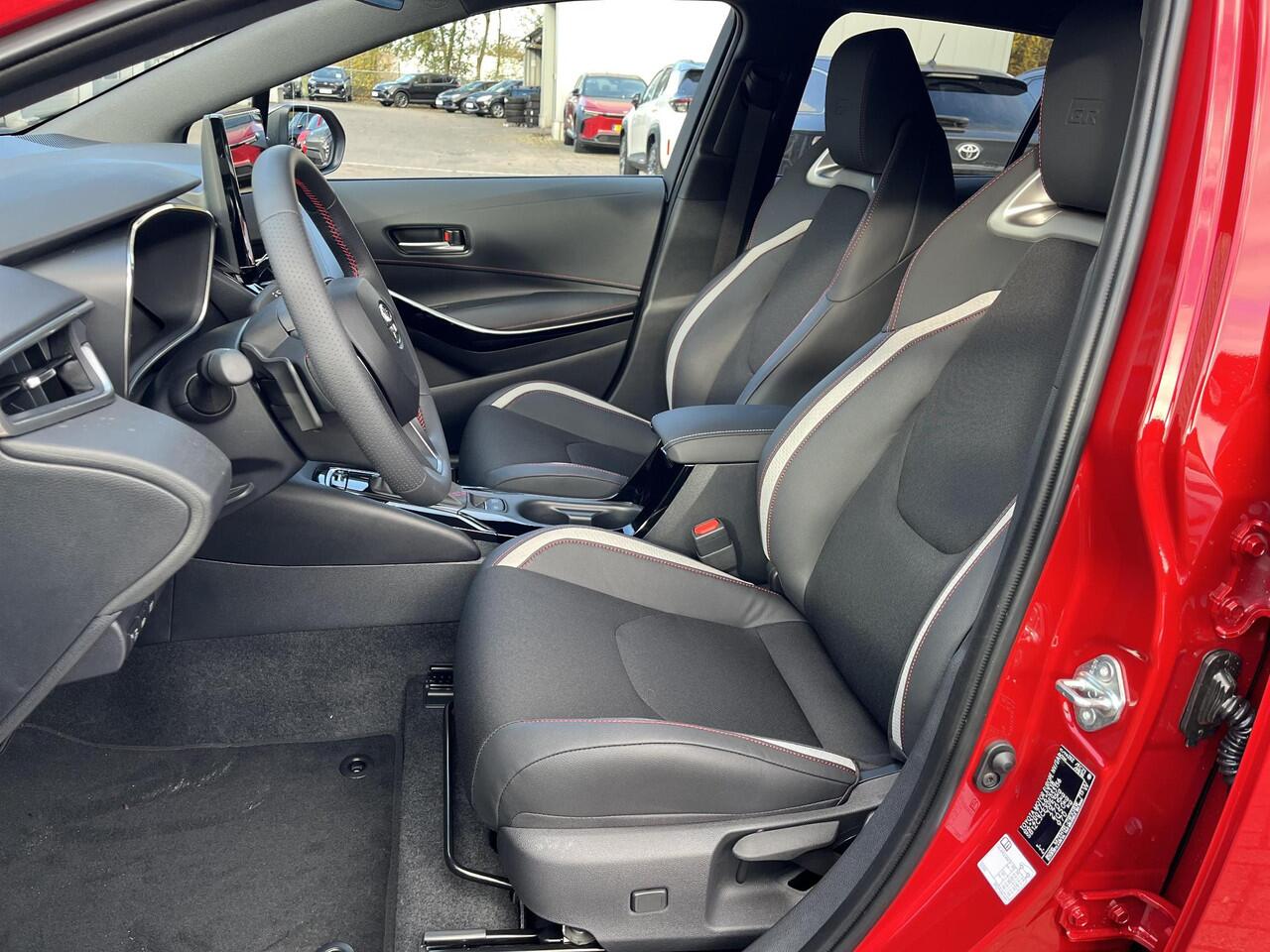 Toyota COROLLA Touring Sports Hybrid 180 GR Sport | Uit voorraad leverbaar |