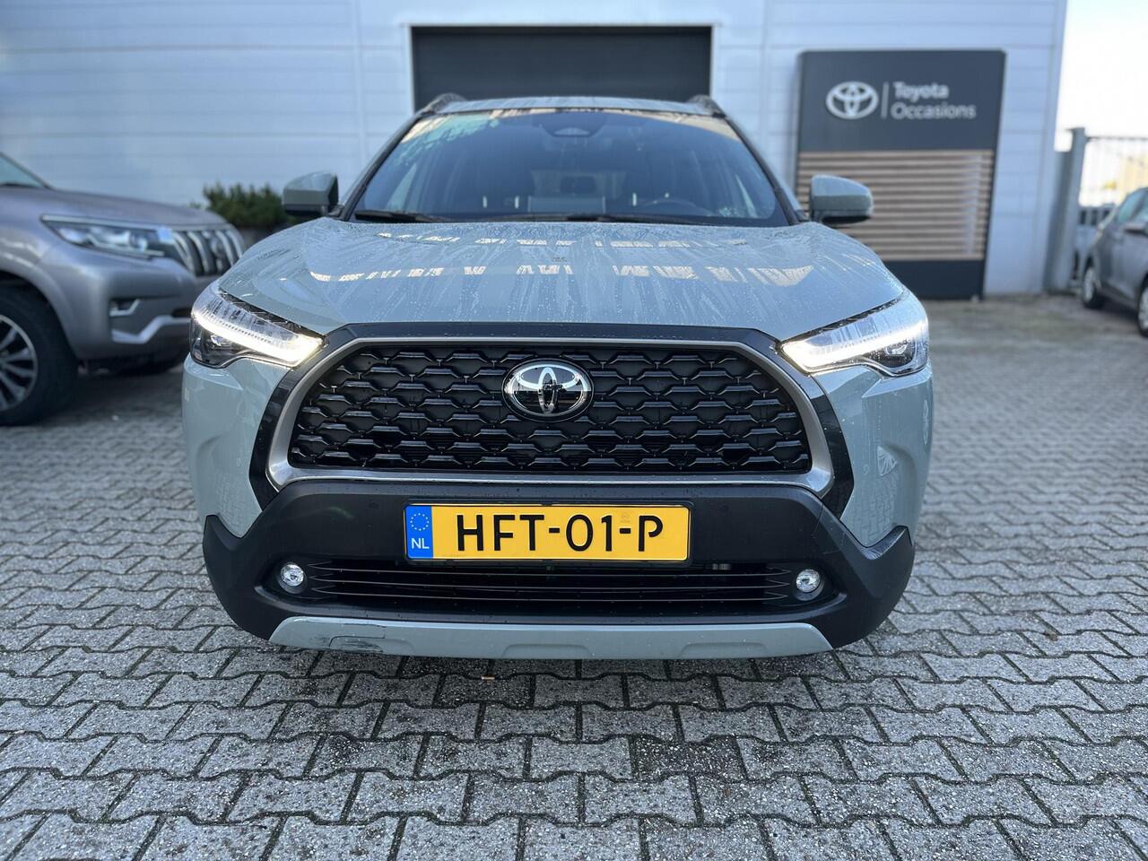 Toyota COROLLA Cross Hybrid 140 Style