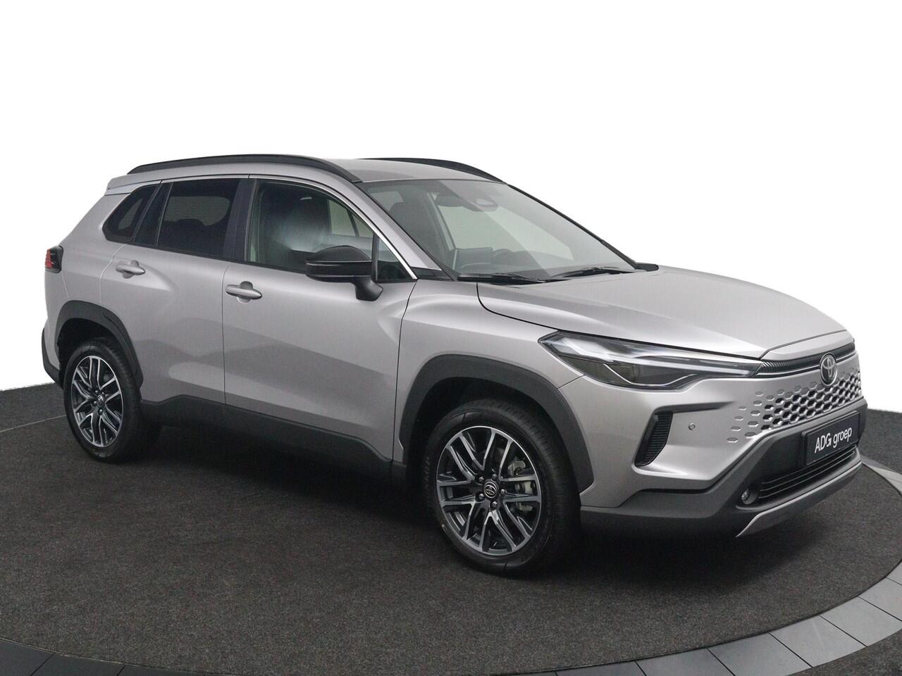 Toyota COROLLA Cross Hybrid 140 Dynamic | Parkeersensoren Rondom | Stoelverwarming | Keyless Entry |