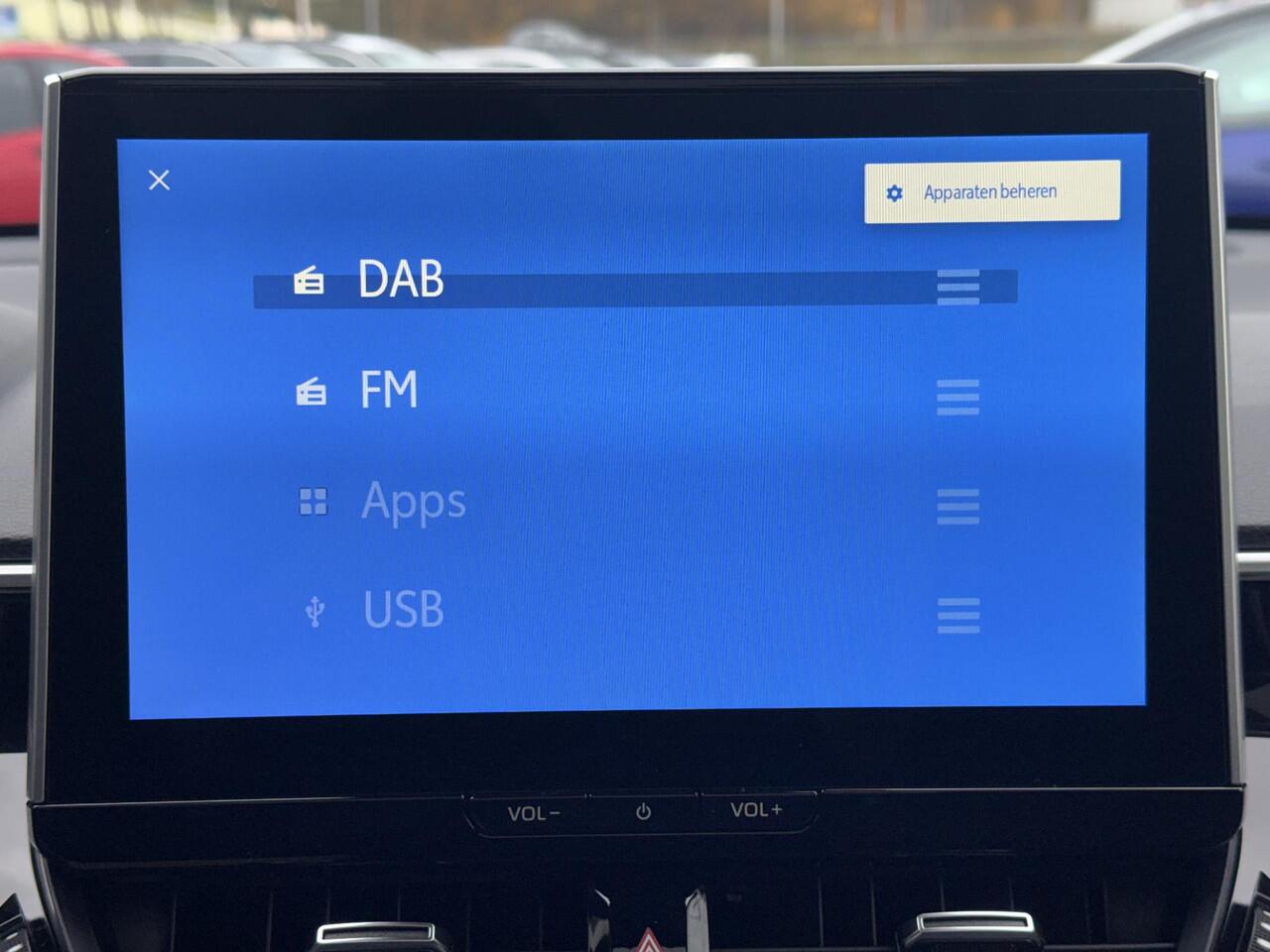 Toyota COROLLA Cross Hybrid 140 Dynamic **PANORAMA DAK/ STOEL EN STUURWIELVERWARMING/ PARKEERSENSOREN/ DODEHOEK DETECTIE**