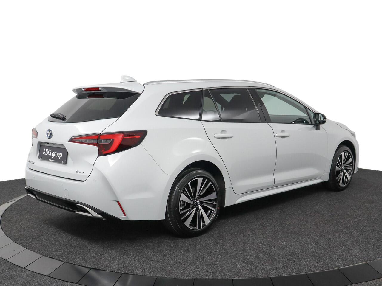 Toyota COROLLA Hybrid 140 Dynamic | Nieuw uit voorraad leverbaar |