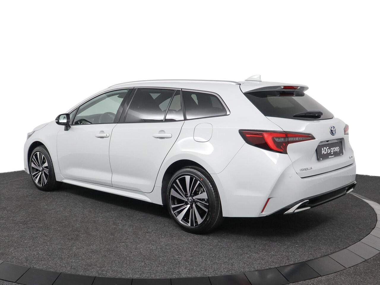 Toyota COROLLA Hybrid 140 Dynamic | Nieuw uit voorraad leverbaar |