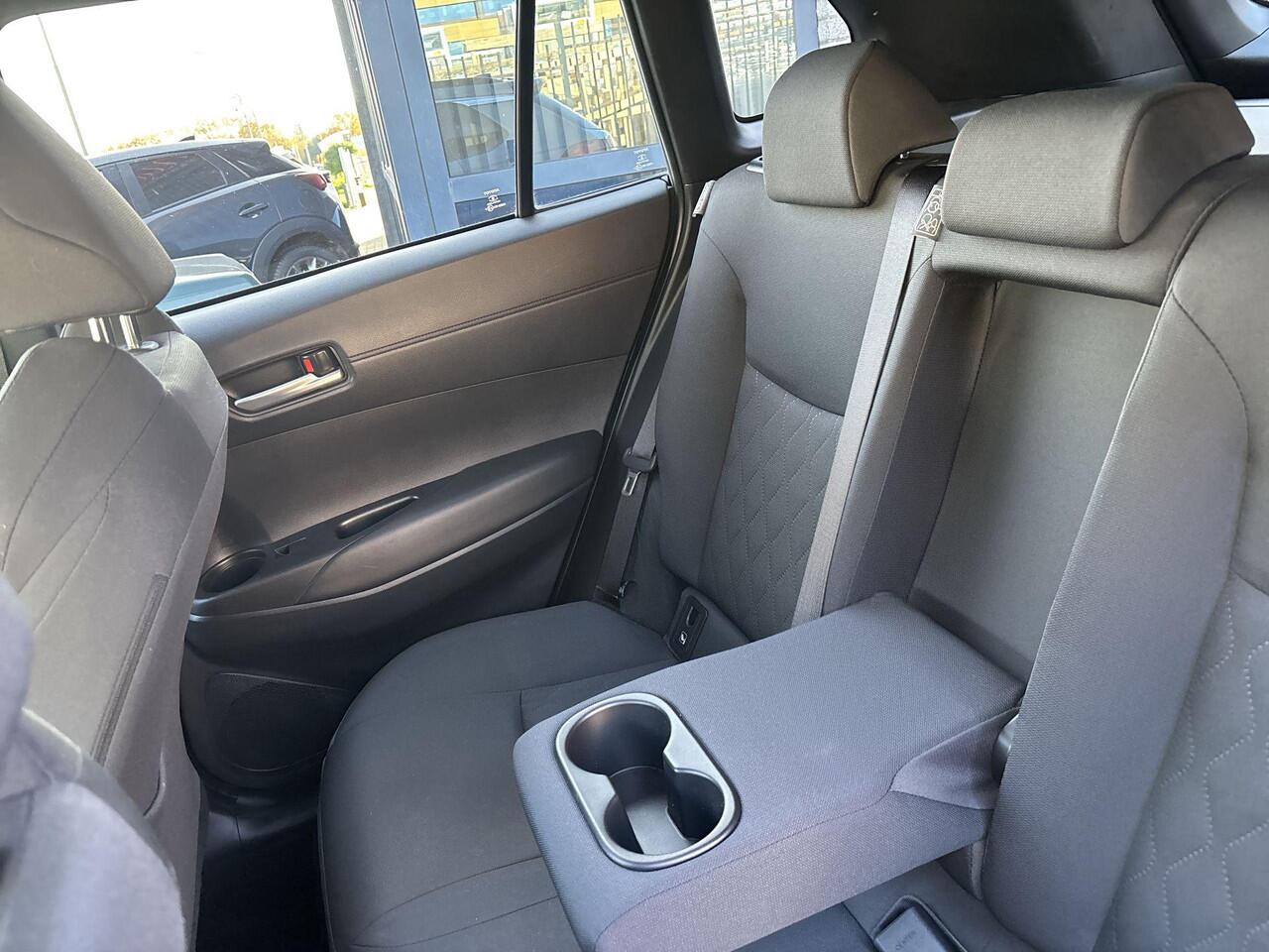 Toyota COROLLA Cross Hybrid 140 Style