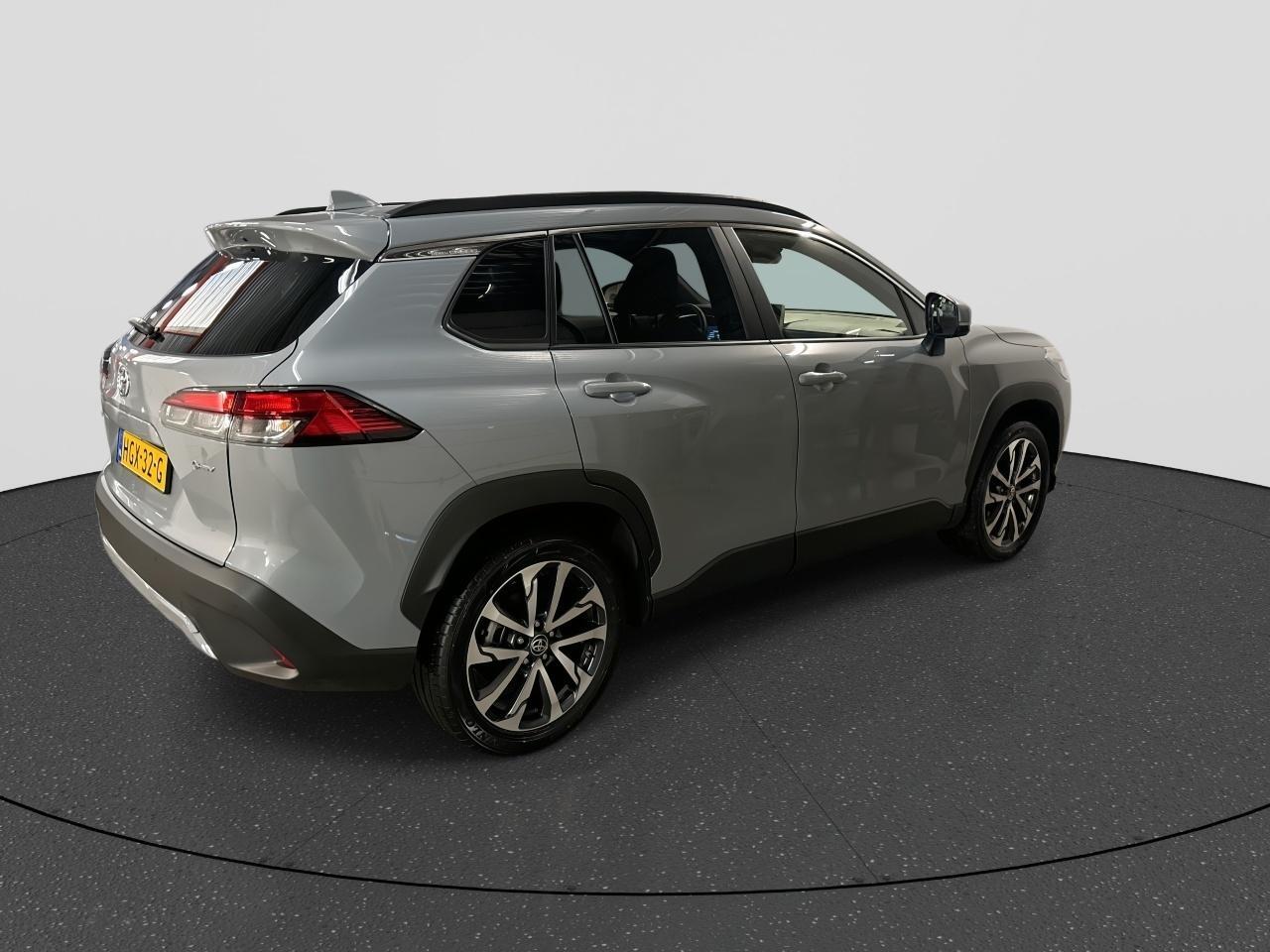 Toyota COROLLA Cross Hybrid 140 Style