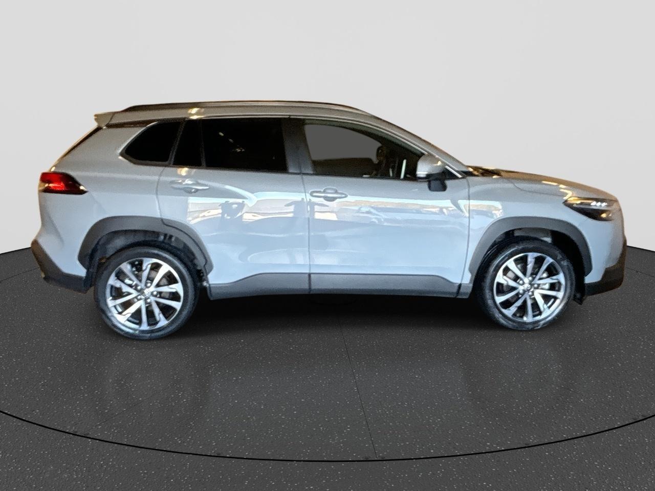 Toyota COROLLA Cross Hybrid 140 Style