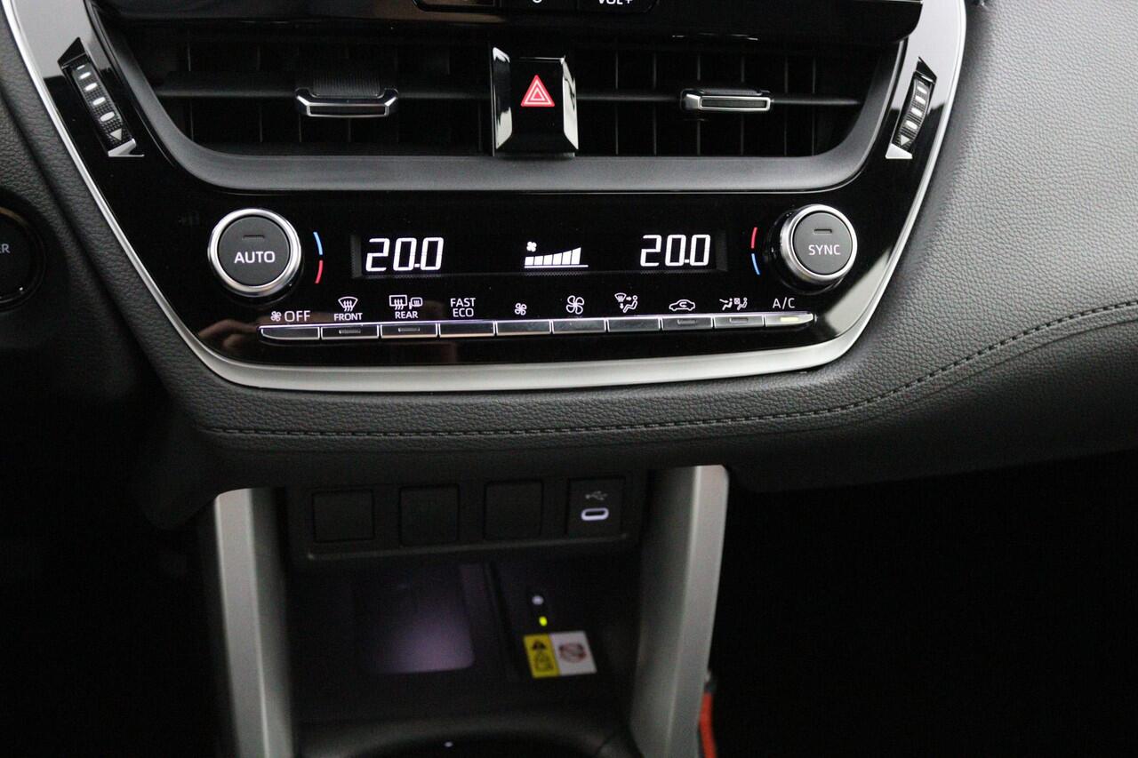 Toyota COROLLA Cross Hybrid 200 Dynamic | Nieuw uit Voorraad leverbaar! | 10 Jaar Garantie! |