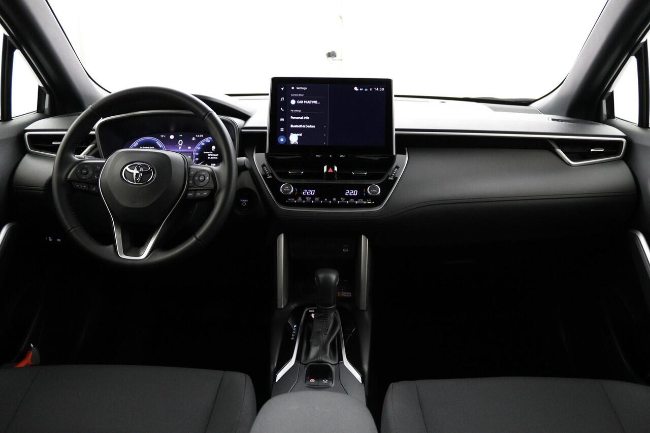 Toyota COROLLA Cross Hybrid 140 Dynamic | Climate control | Keyless | Apple carplay android auto |