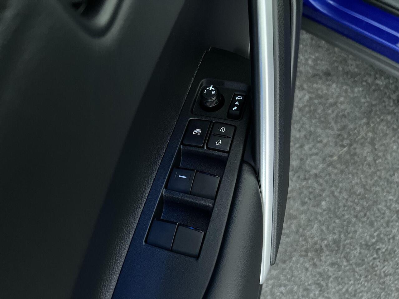 Toyota COROLLA Cross Hybrid 140 Style