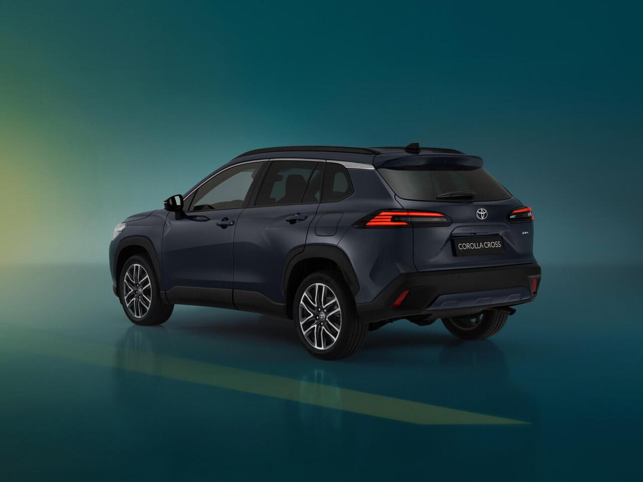 Toyota COROLLA Cross Hybrid 140 Active ¤37.495,- RIJKLAAR! Nu ¤2.000,- voordeel! Nu extra scherp geprijsd!