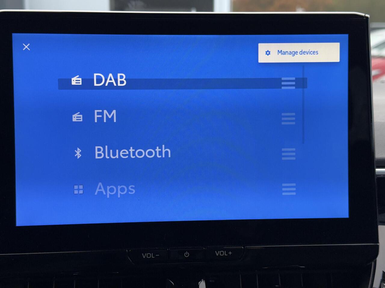 Toyota COROLLA Touring Sports Hybrid 140 Dynamic **STOELVERWARMING/ PARKEERSENSOREN/ KEYLESS/ ADAPTIEF CRUISE CONTROL/ GARANTIE**