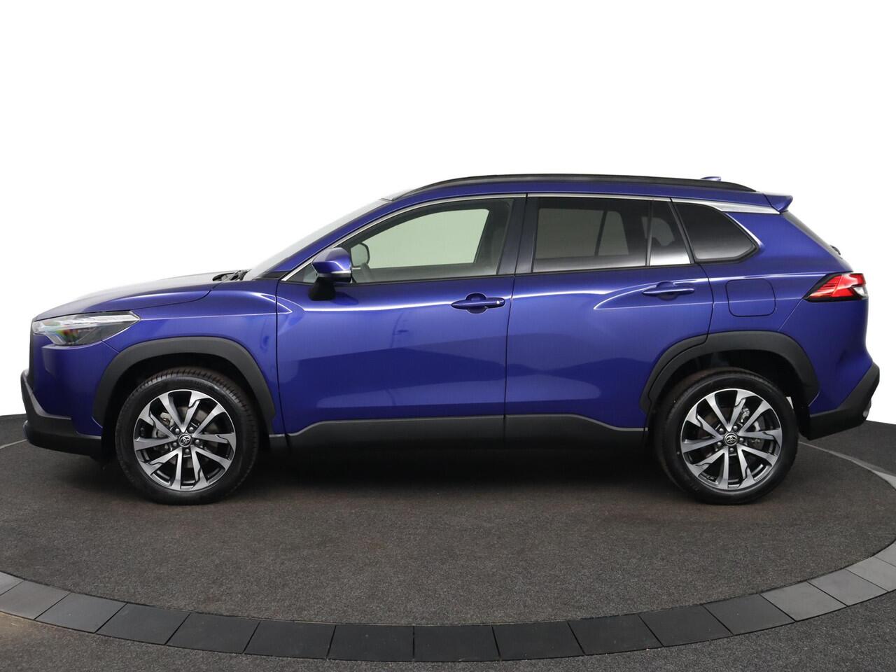 Toyota COROLLA Cross Hybrid 140 Style | Parkeer sensoren | Navigatie | Electrische achterklep |