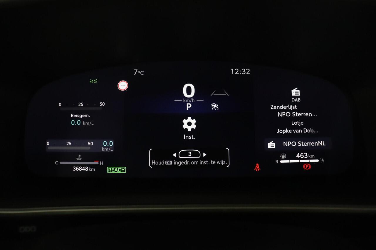 Toyota COROLLA Cross Hybrid 140 Style | Parkeer sensoren | Navigatie | Electrische achterklep |