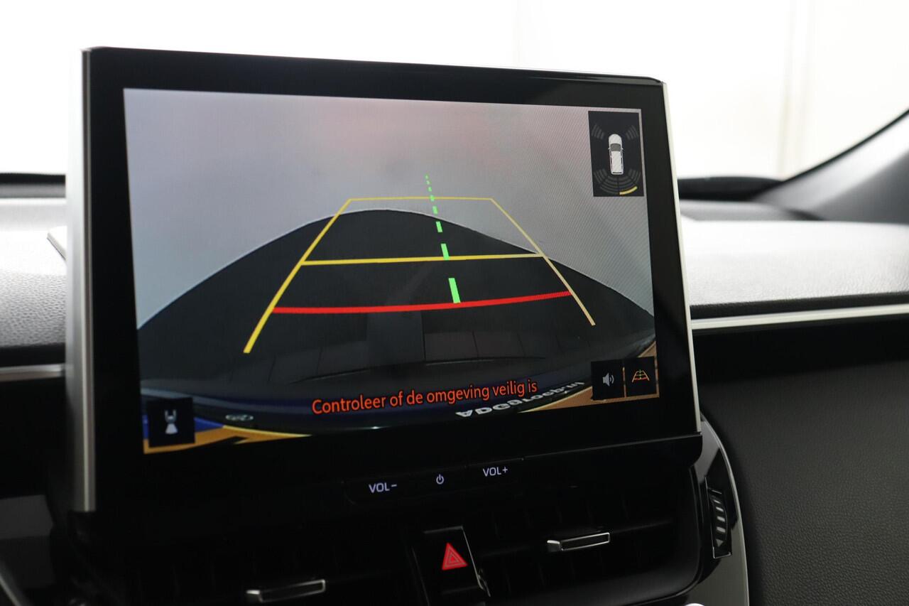 Toyota COROLLA Cross Hybrid 140 Style | Parkeer sensoren | Navigatie | Electrische achterklep |