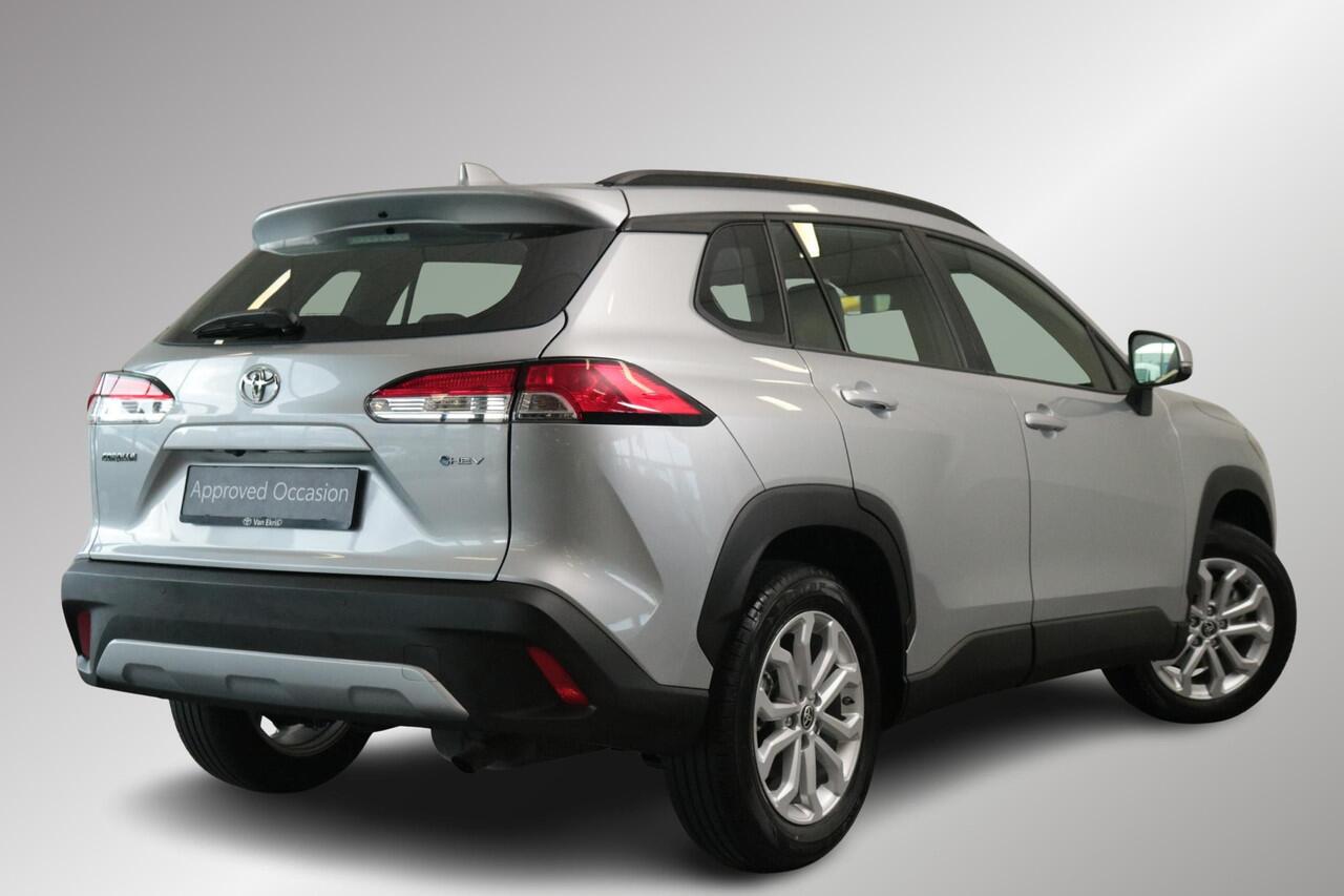 Toyota COROLLA Cross Hybrid 140 Dynamic Limited, Blind Spot, Stoel & Stuurverwarming, Sensoren!
