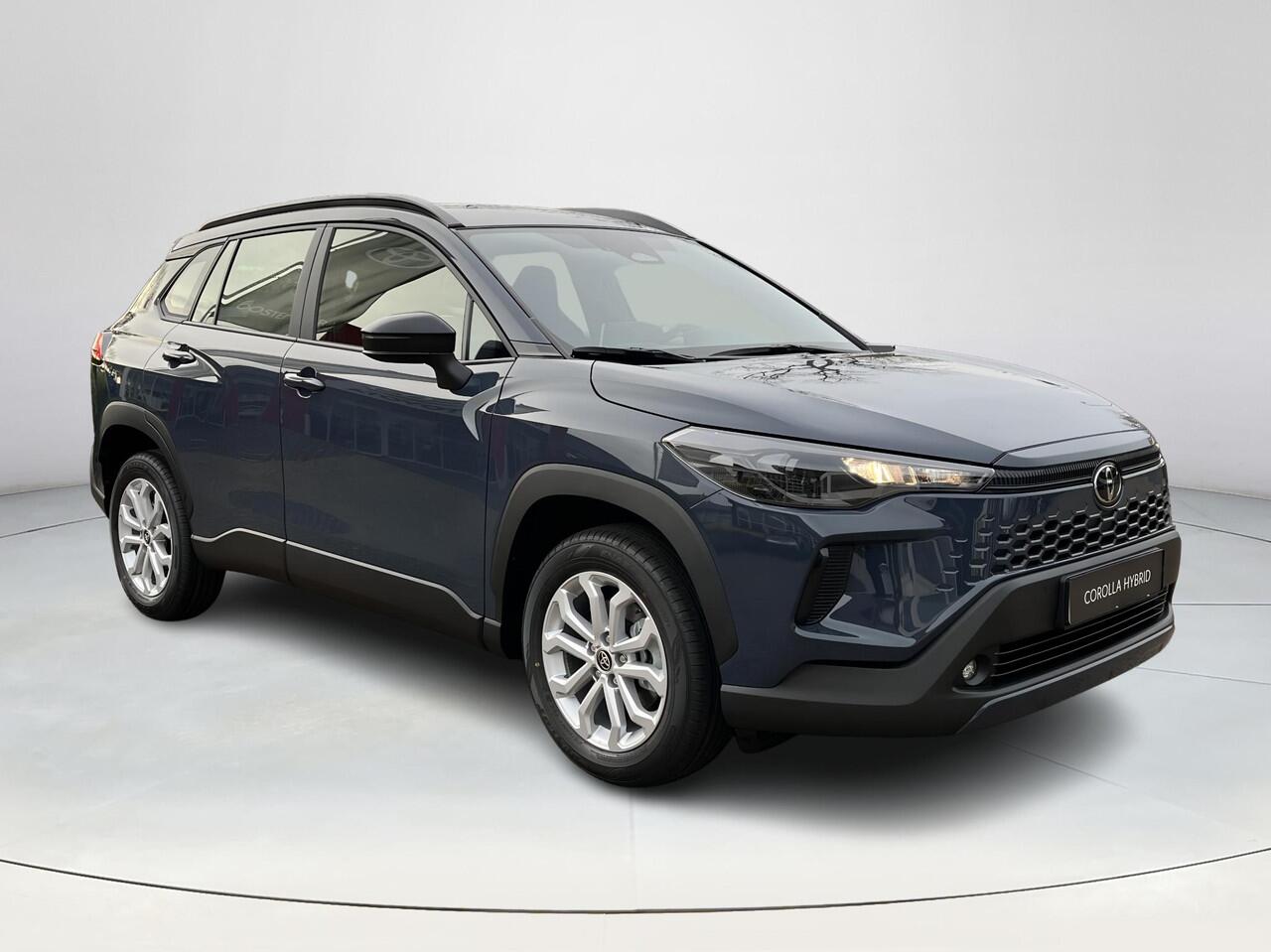 Toyota COROLLA Cross Hybrid 140 Active | Massive grey metallic | Safety Pack | Nieuw uit voorraad leverbaar |