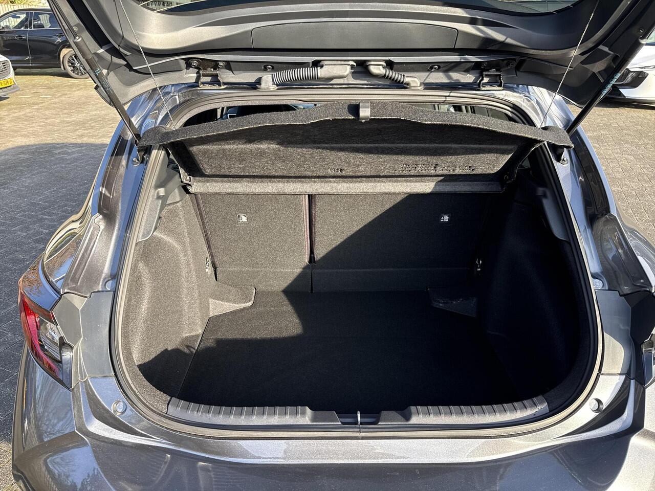 Toyota COROLLA Hybrid 140 Dynamic | Navigatie | Apple CarPlay/Android | Achteruitcamera