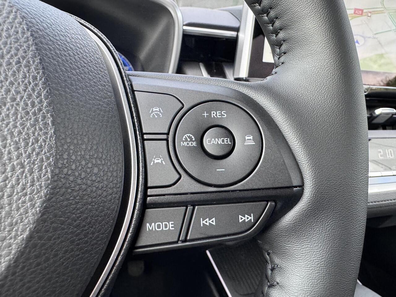 Toyota COROLLA Cross Hybrid 180 Executive | Parkeersensoren Voor+achter | BSM | JBL Premium geluid | Lederen bekleding | Stoel/stuurverwarming