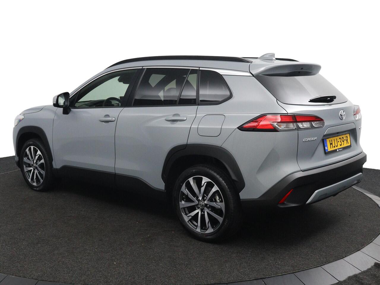 Toyota COROLLA Cross Hybrid 140 Dynamic | Grootscherm Navigatie | Keyless Entry | 10 Jaar Garantie |