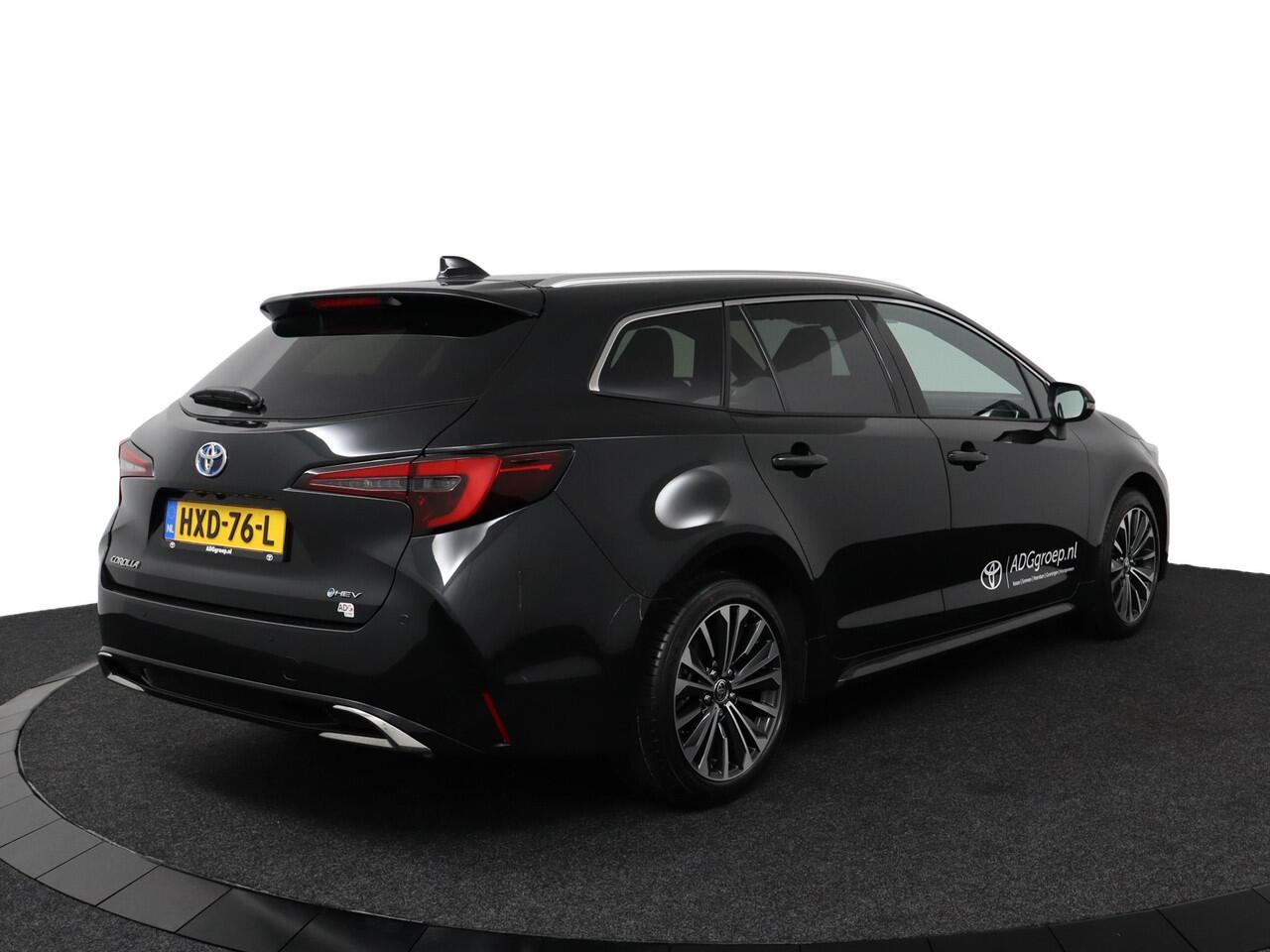 Toyota COROLLA Touring Sports Hybrid 140 Dynamic | Apple Carplay/Android Auto | Parkeersensoren | Stoelverwarming |