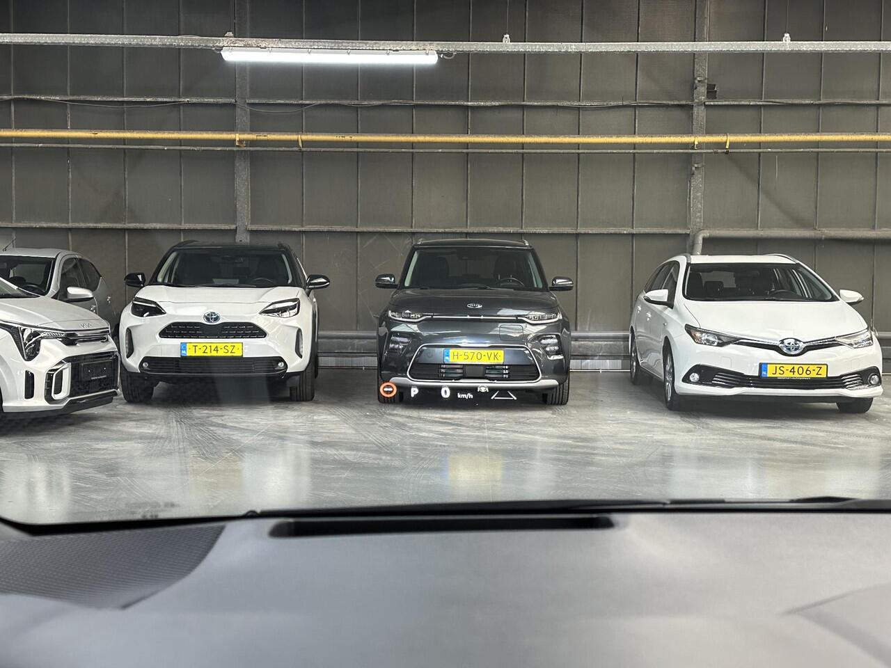 Toyota COROLLA Hybrid 140 GR Sport GR Sport Plus, Head-Up Display, Panoramadak, JBL , Digital cockpit, Full Option, 1e eigenaar NL Auto, BTW