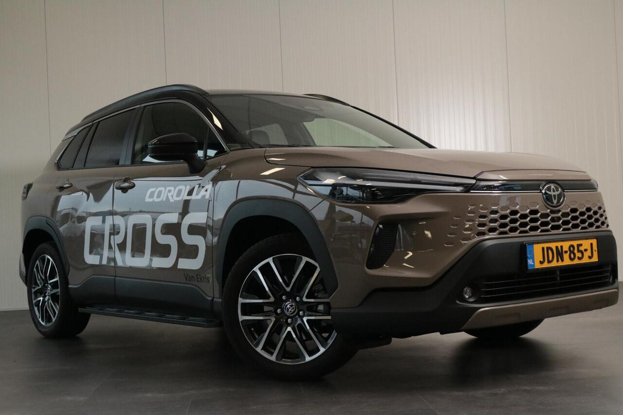 Toyota COROLLA Cross Hybrid 180 Executive, Facelift, Blind Spot, Parkeersensoren, Leder, Treeplanken