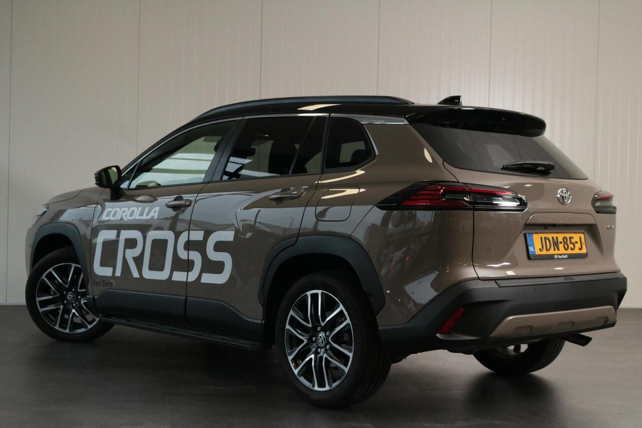 Toyota COROLLA Cross Hybrid 180 Executive, Facelift, Blind Spot, Parkeersensoren, Leder, Treeplanken