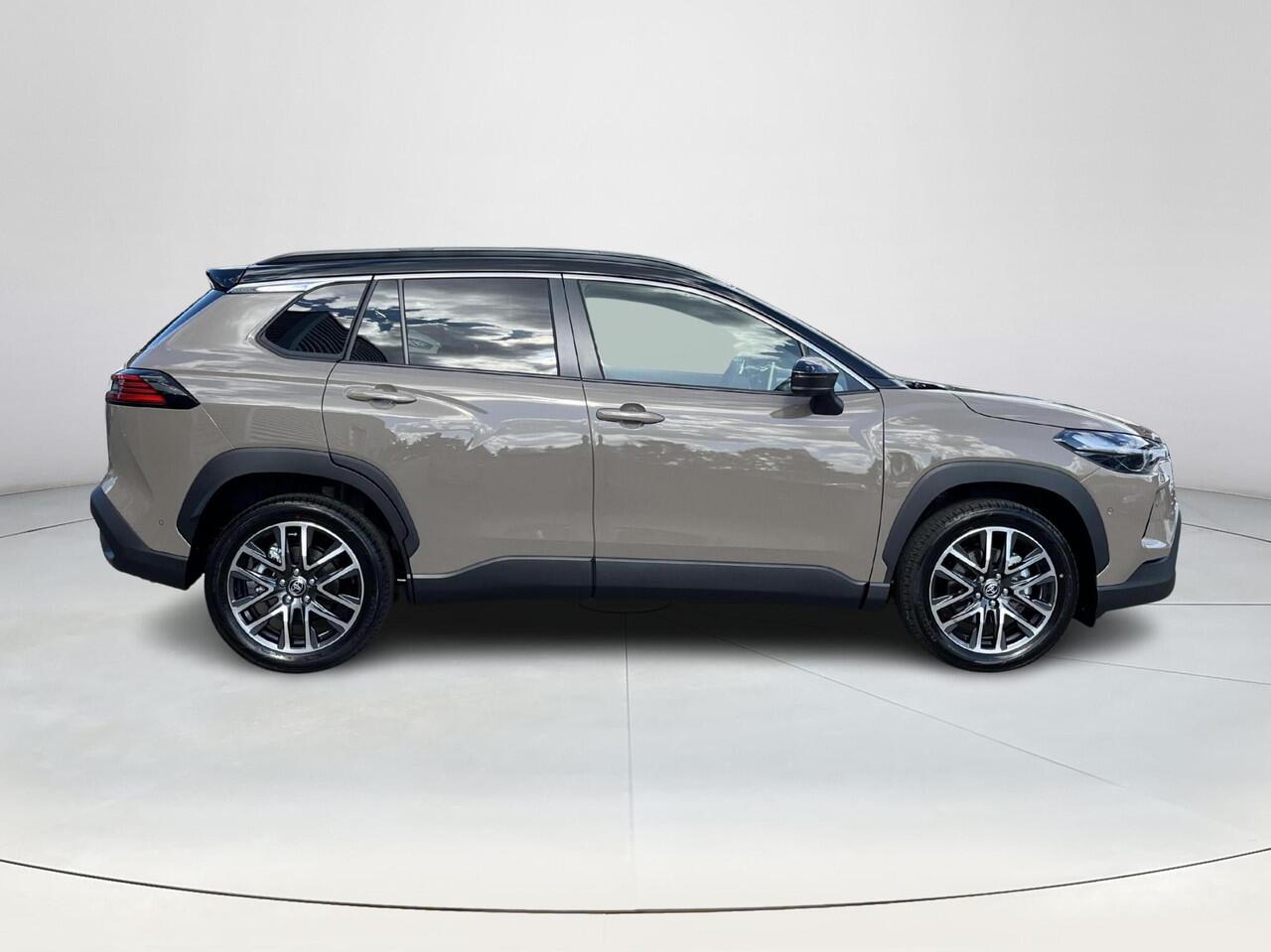 Toyota COROLLA Cross Hybrid 180 Executive | All-in prijs | Apple/Android | Leder | Camera |