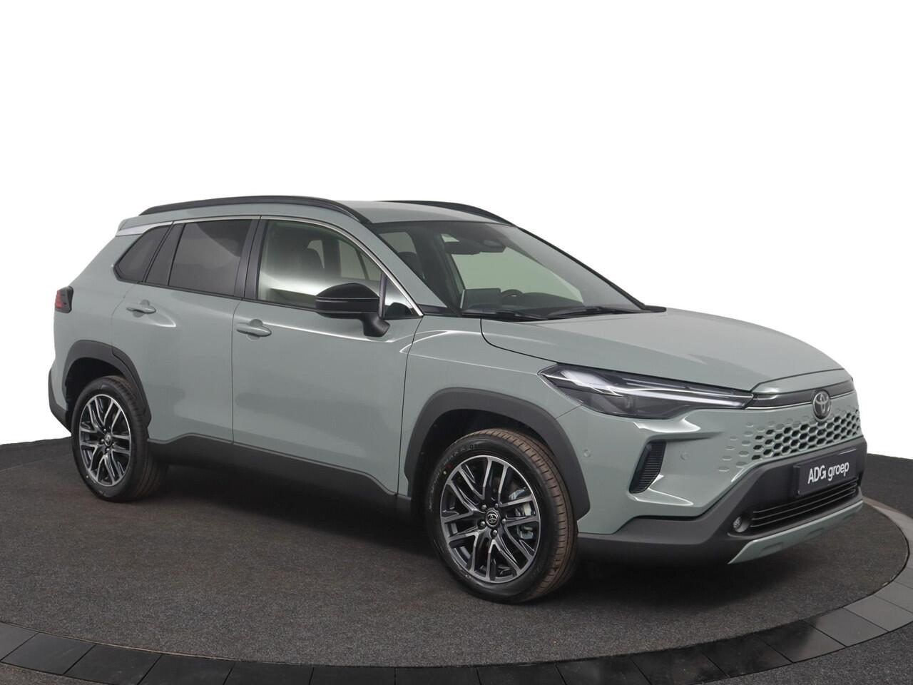 Toyota COROLLA Cross Hybrid 180 Executive | Nieuw model! | 10 jaar fabrieksgarantie |