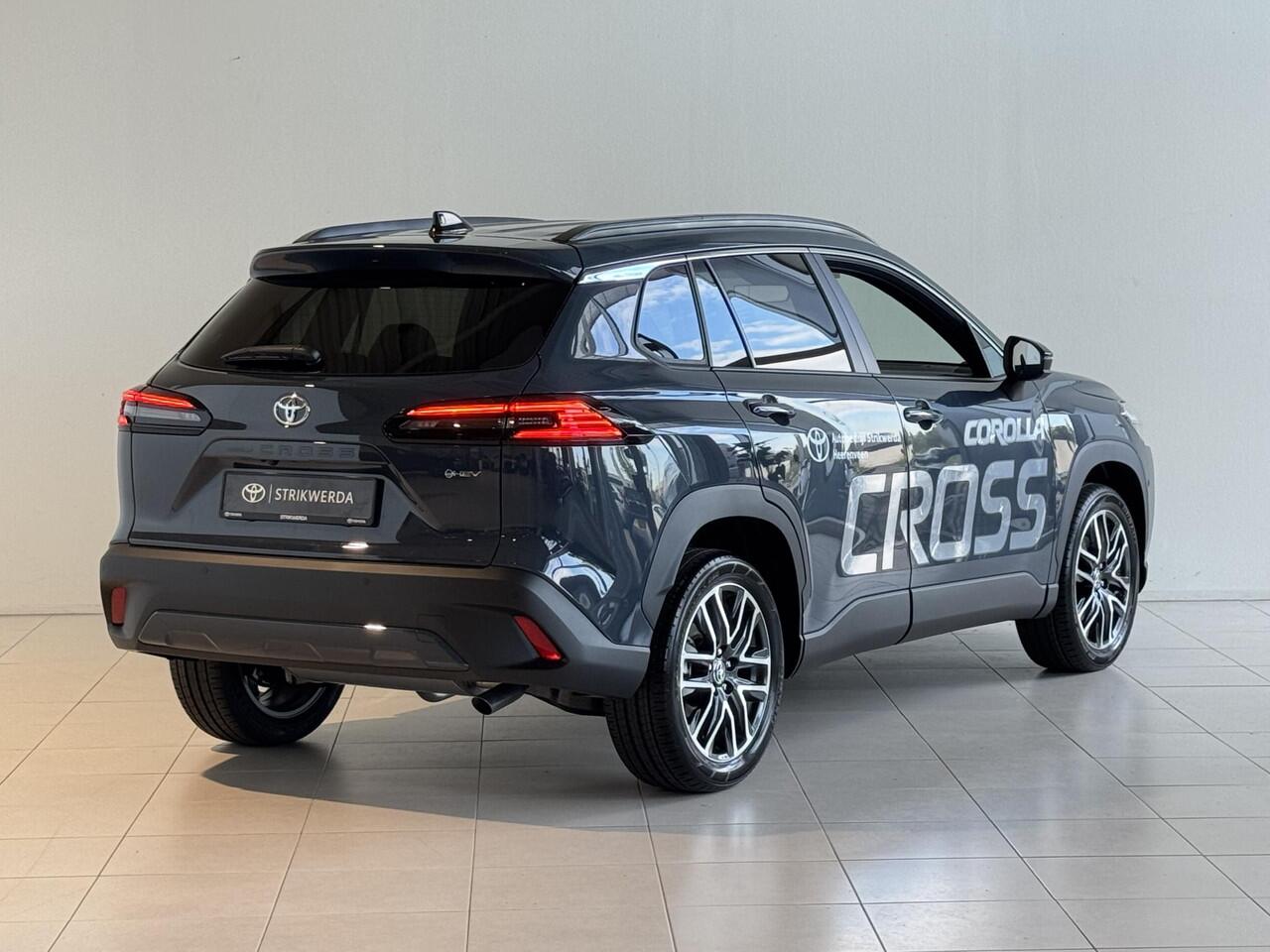 Toyota COROLLA Cross Hybrid 180 Executive | MJ25 | Incl. inruilvoordeel | Vol-Leder | JBL | Matrix-LED |