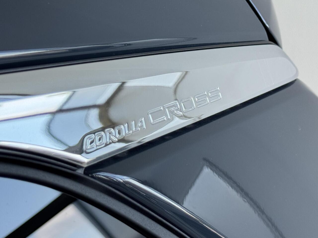 Toyota COROLLA Cross Hybrid 180 Executive | MJ25 | Incl. inruilvoordeel | Vol-Leder | JBL | Matrix-LED |