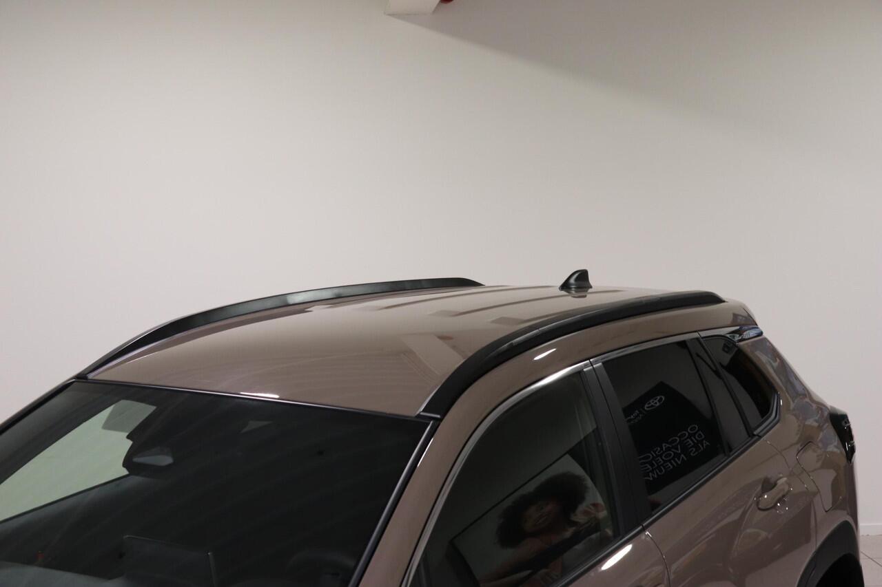 Toyota COROLLA Cross Hybrid 140 Dynamic, Apple Carplay/Android Auto, BSM, Sensoren, Stoel & Stuurverwarming!