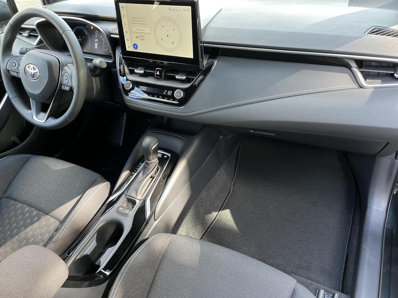 Toyota COROLLA Touring Sports Hybrid 140 Active | Night sky black metallic | Demonstratie auto |