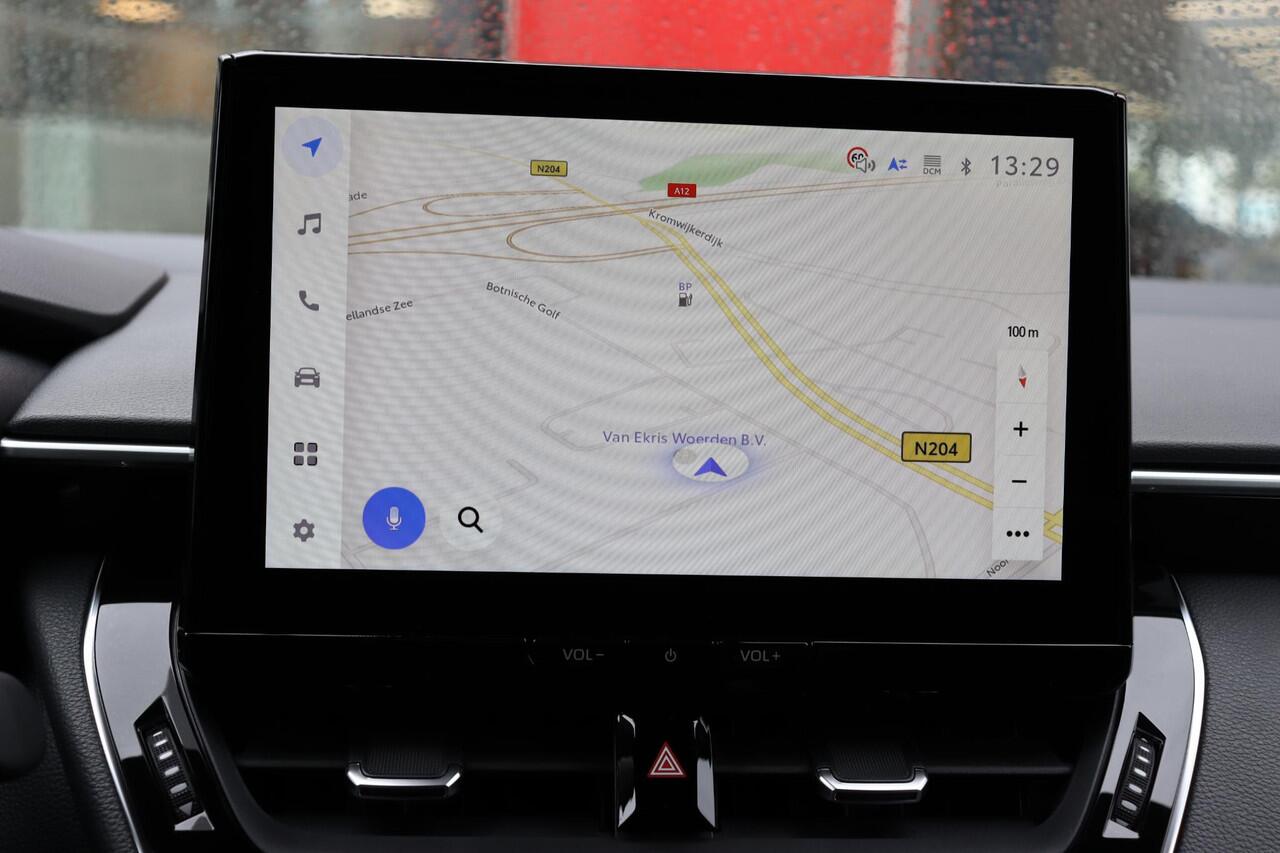 Toyota COROLLA Touring Sports Hybrid 180 GR Sport , Stoelverwarming , Nu met ¤3000 demovoordeel