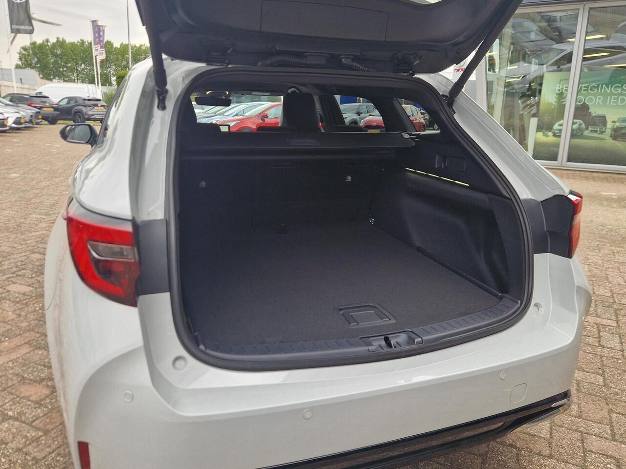 Toyota COROLLA Touring Sports Hybrid 140 Executive