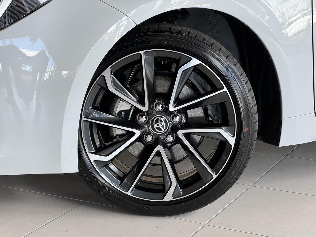 Toyota COROLLA Hybrid 180 Executive | Nieuw op voorraad |