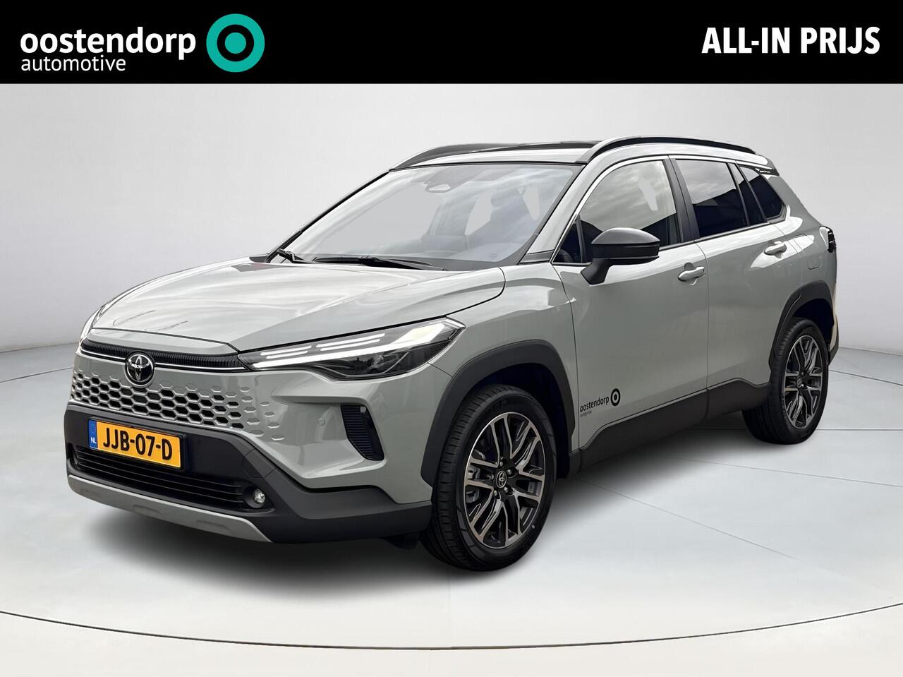 Toyota COROLLA Cross Hybrid 140 Dynamic **PANORAMA DAK/ STOEL EN STUURWIELVERWARMING/ PARKEERSENSOREN/ DODEHOEK DETECTIE**