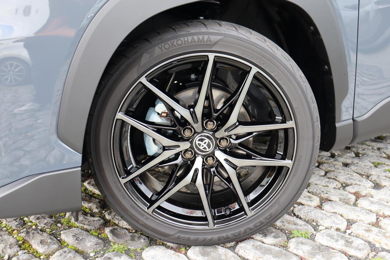 Toyota COROLLA Cross Hybrid 180 GR Sport, Apple Carplay, Android auto, JBL Audio, Panoramisch Dak, Parkeercamera, Parkeersensoren,