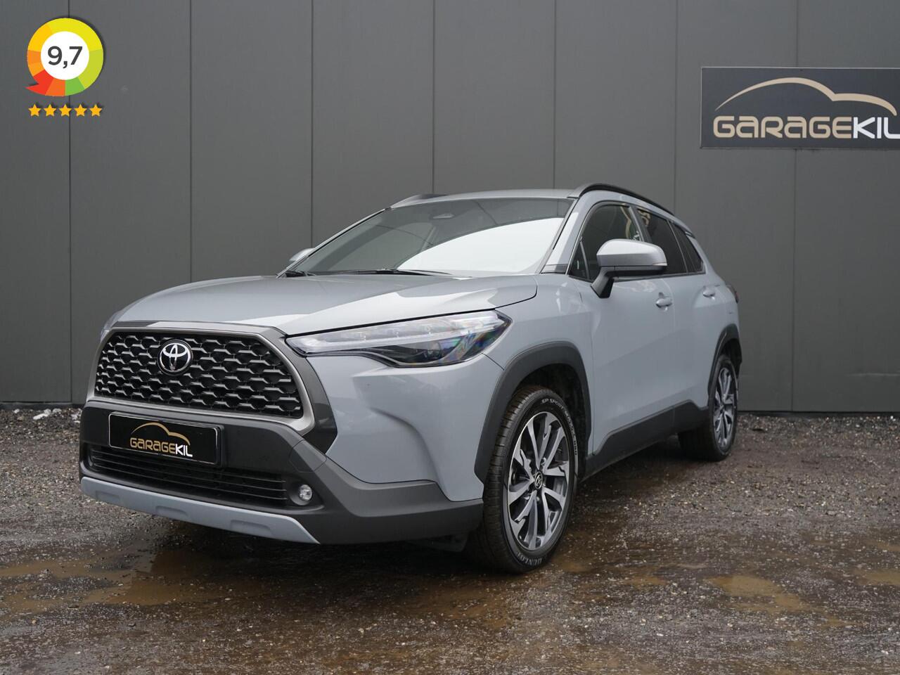 Toyota COROLLA Cross Hybrid 200 Team D Dealeronderh. / Smartphone Integratie / Stoel- en stuurverwarming / Achteruitrijcamera / LED verlichting / PDC voor en achter