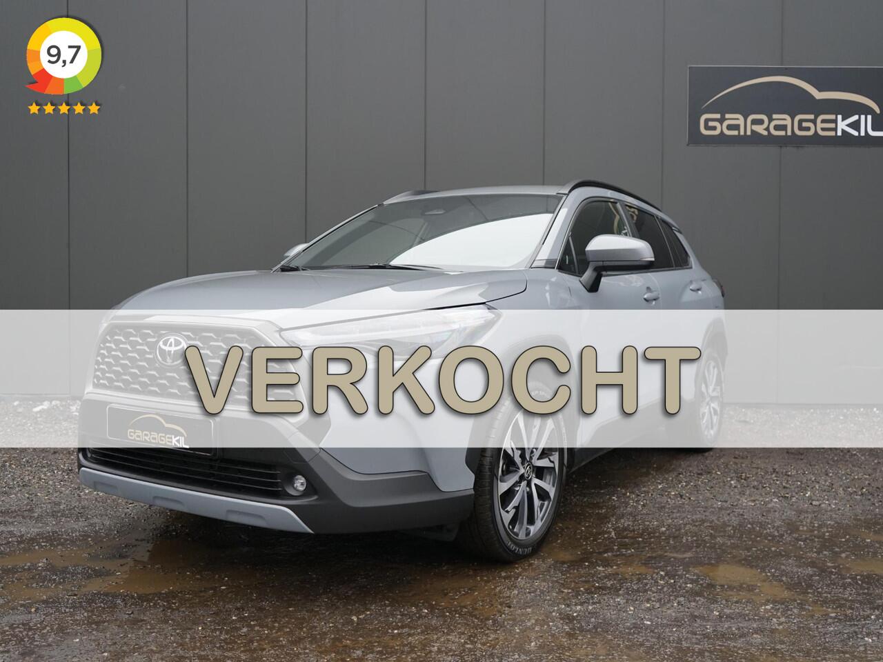 Toyota COROLLA Cross Hybrid 200 Team D Dealeronderh. / Smartphone Integratie / Stoel- en stuurverwarming / Achteruitrijcamera / LED verlichting / PDC voor en achter