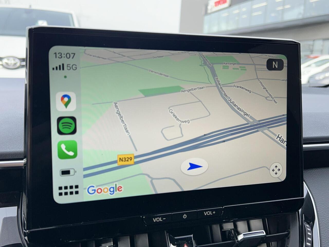 Toyota COROLLA Touring Sports Hybrid 140 Dynamic **STOELVERWARMING/ PARKEERSENSOREN/ KEYLESS/ ADAPTIEF CRUISE CONTROL**