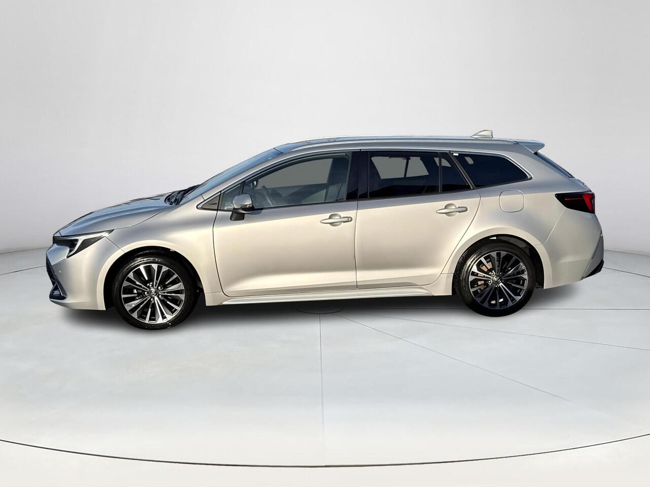 Toyota COROLLA Touring Sports Hybrid 140 Dynamic **STOELVERWARMING/ PARKEERSENSOREN/ KEYLESS/ ADAPTIEF CRUISE CONTROL**