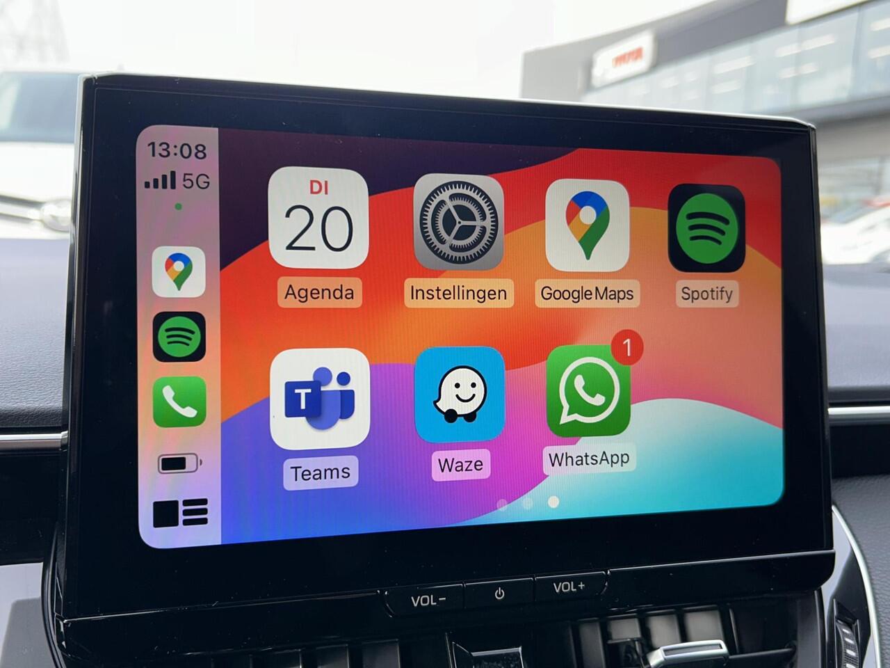 Toyota COROLLA Touring Sports Hybrid 140 Dynamic **STOELVERWARMING/ PARKEERSENSOREN/ KEYLESS/ ADAPTIEF CRUISE CONTROL**