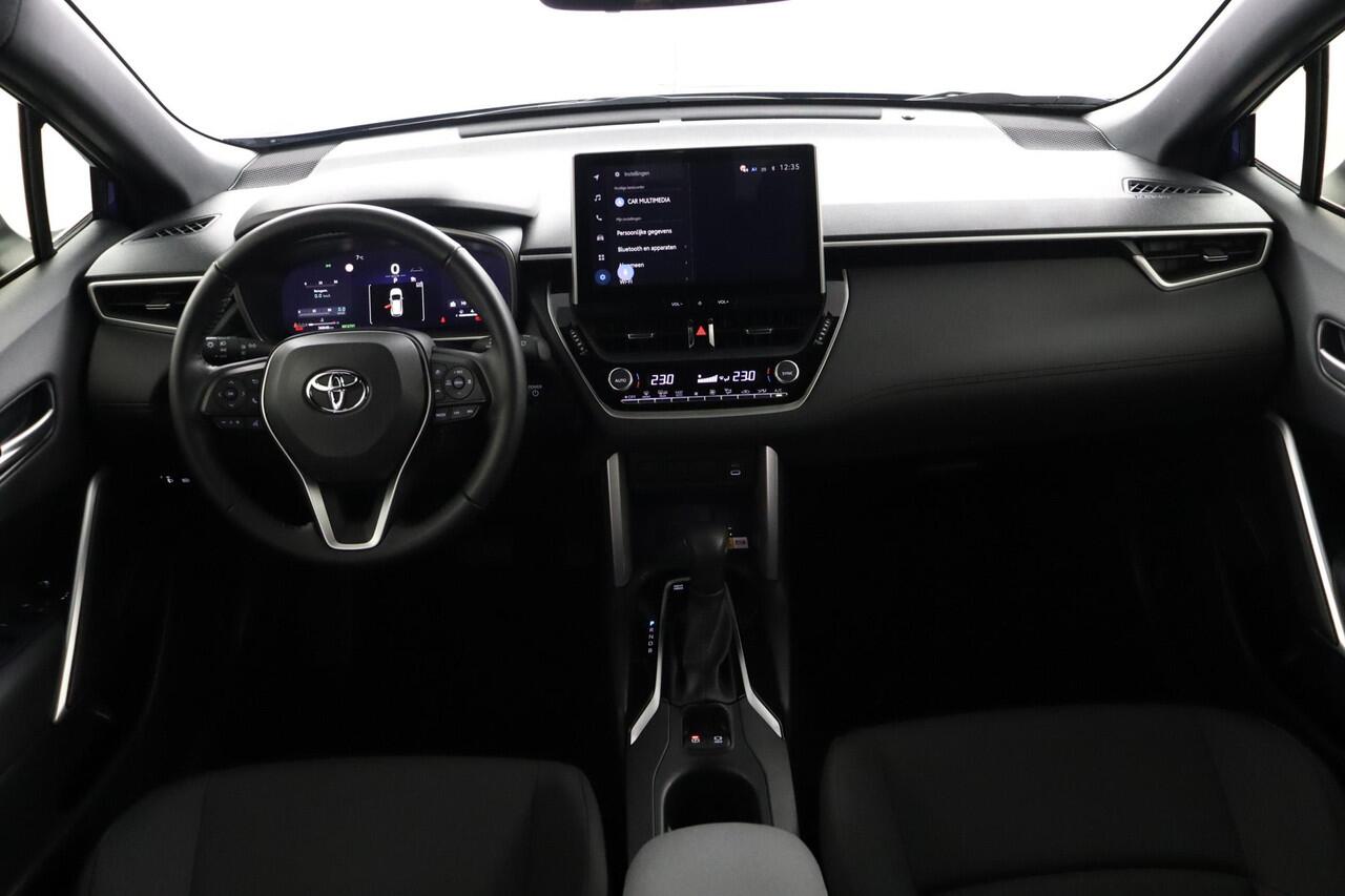 Toyota COROLLA Cross Hybrid 140 Style | Parkeer sensoren | Navigatie | Electrische achterklep |