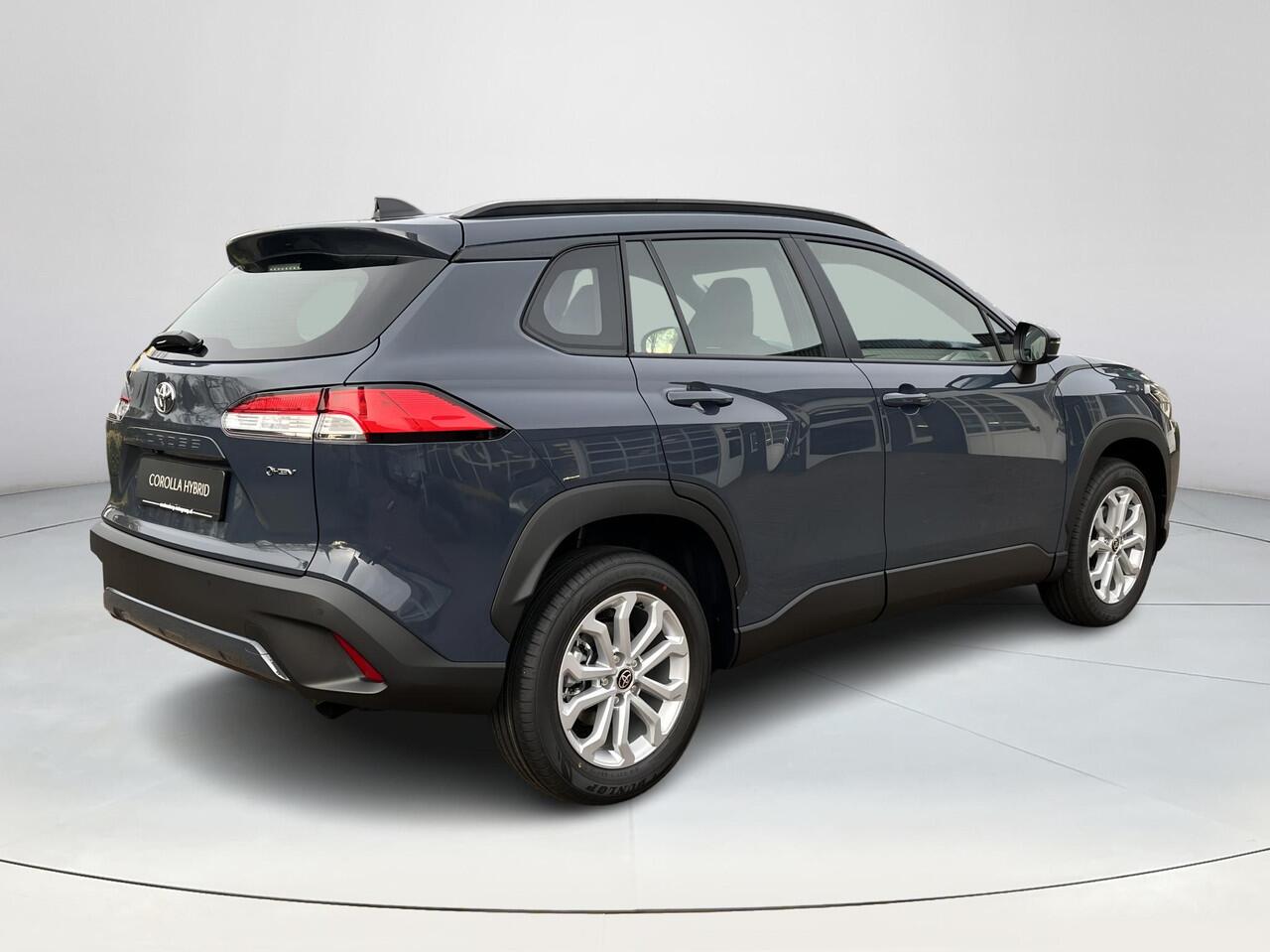 Toyota COROLLA Cross Hybrid 140 Active | Massive grey metallic | Safety Pack | Nieuw uit voorraad leverbaar |
