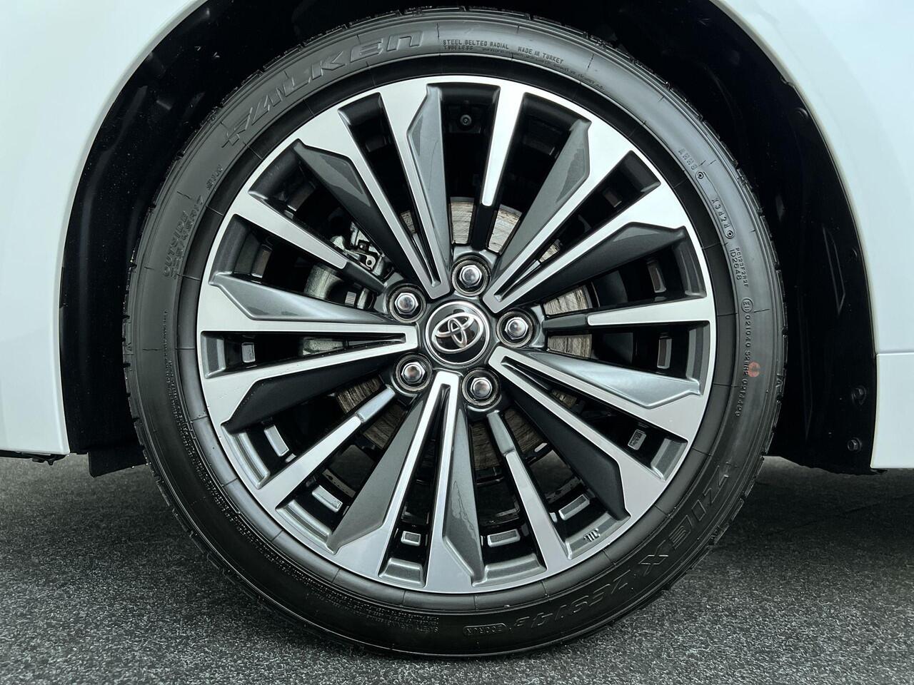 Toyota COROLLA Hybrid 140 Dynamic