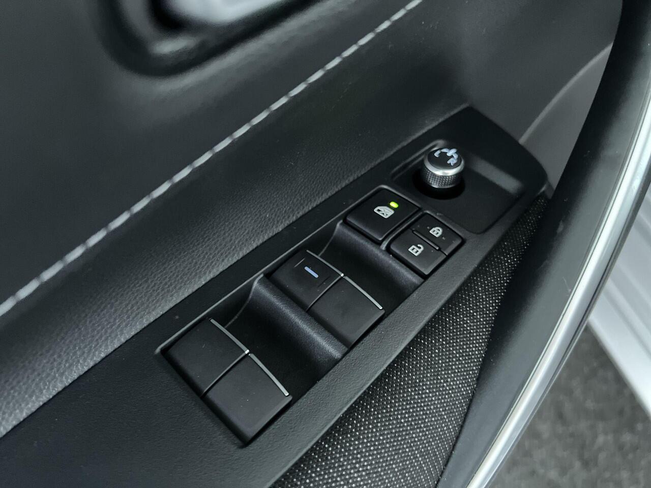 Toyota COROLLA Touring Sports Hybrid 140 Active