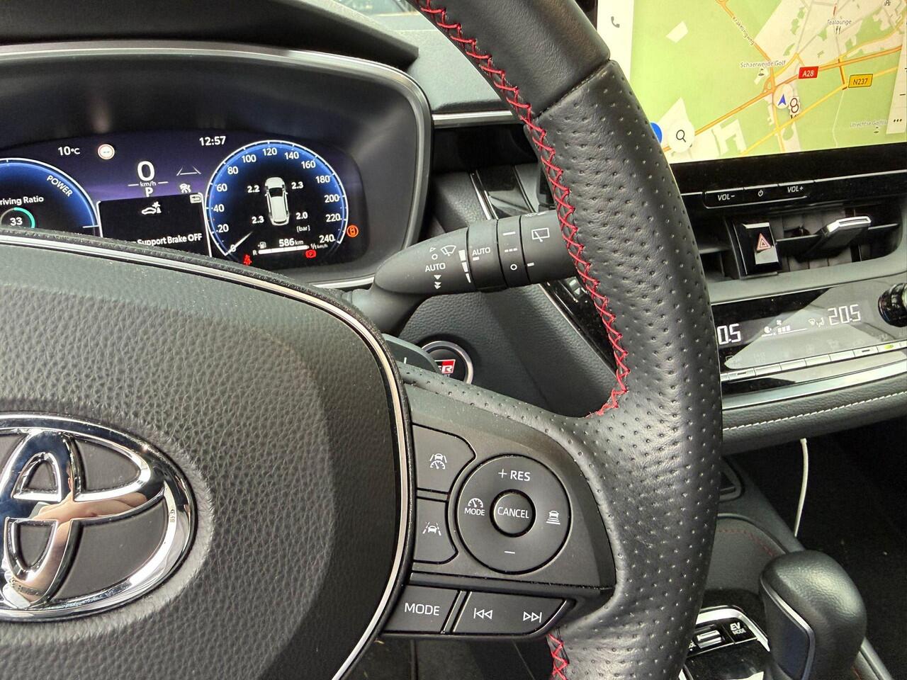 Toyota COROLLA Touring Sports Hybrid 200 GR Sport Plus Schuif-/Kanteldak | JBL premium geluid | Dodehoekdetectie | Parkeersensoren rondom | Stoelverwarming voor+achter