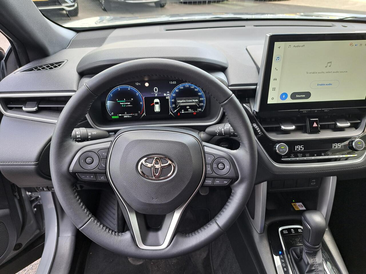 Toyota COROLLA Cross Hybrid 140 Style Dodehoekdetectie | Parkeersensoren rondom | 18 inch lichtmetalen velgen | NL auto | Dealeronderhouden