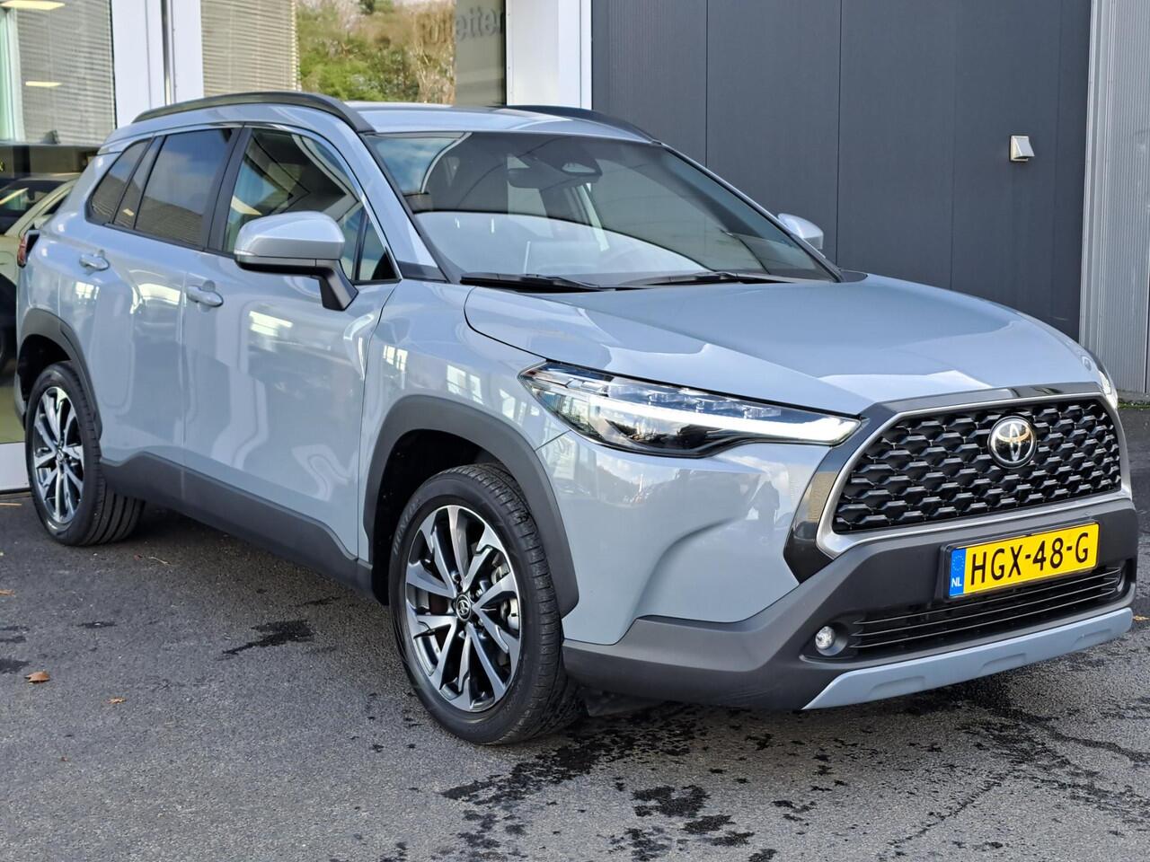 Toyota COROLLA Cross Hybrid 140 Style Dodehoekdetectie | Parkeersensoren rondom | 18 inch lichtmetalen velgen | NL auto | Dealeronderhouden